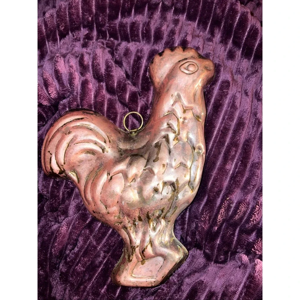 VTG copper rooster mold by Benjamin & Medwin, used for jello, cake, wall hanging